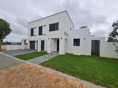 House For Rent in Croydon, Somerset West